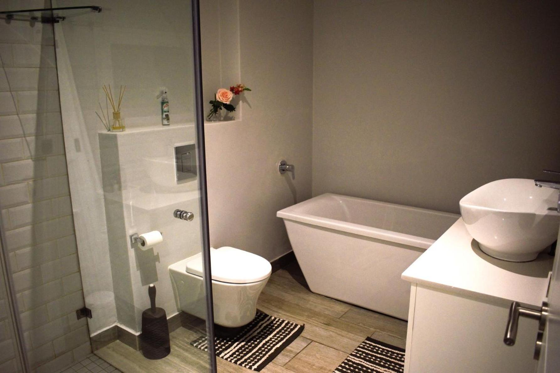 Spacious, Modern & Convenient Franschhoek Bagian luar foto