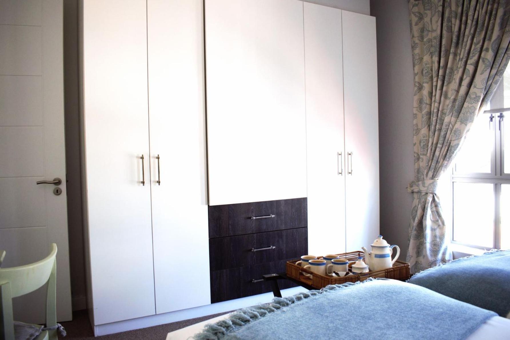 Spacious, Modern & Convenient Franschhoek Bagian luar foto