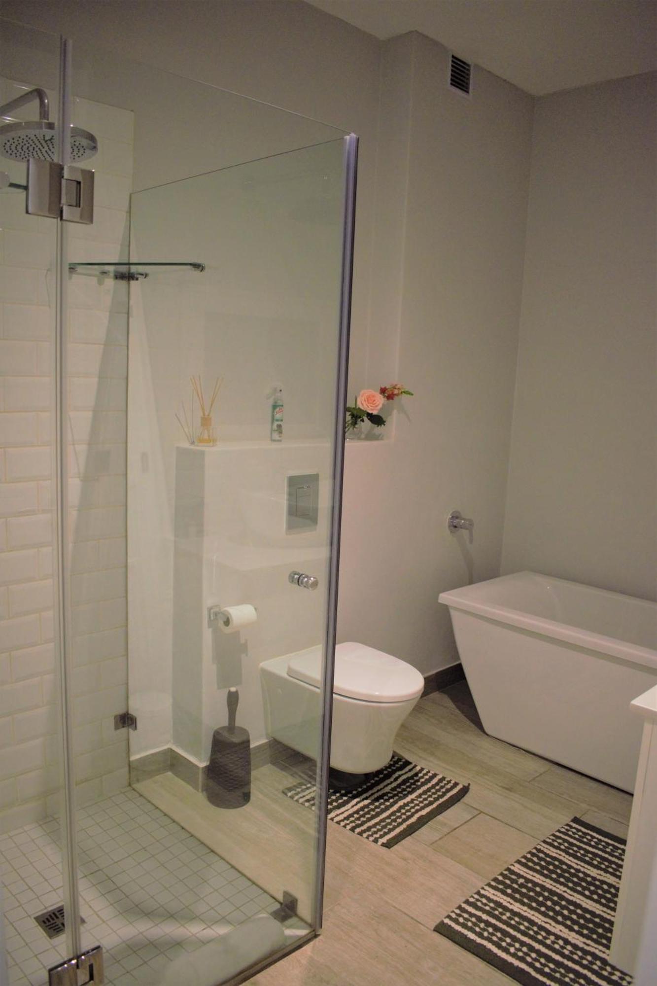 Spacious, Modern & Convenient Franschhoek Bagian luar foto